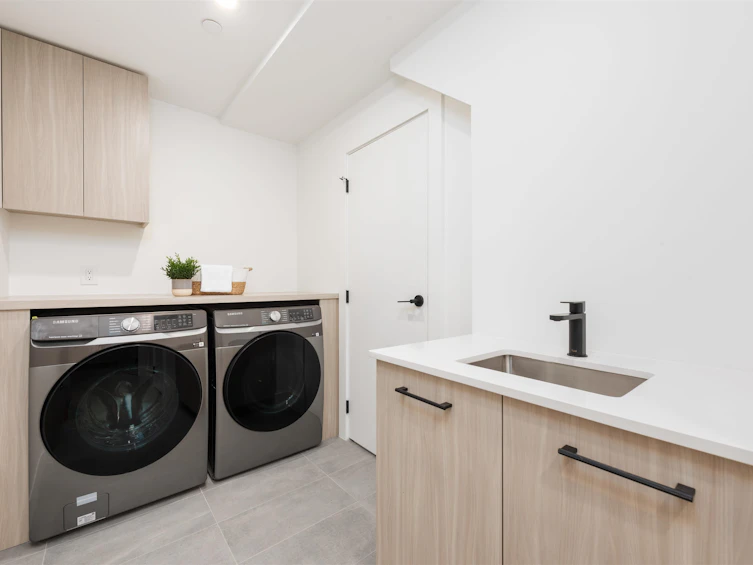 1489 W 52nd Avenue, Vancouver, BC, V6P 1H9 - 28
