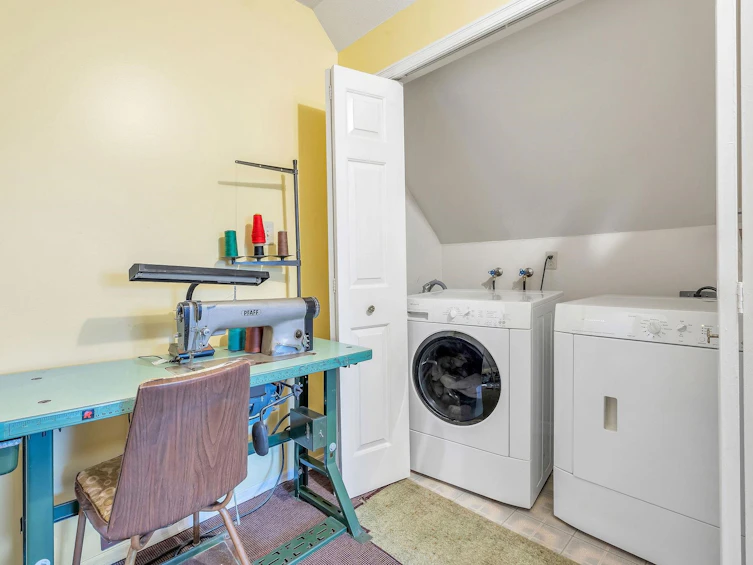 1921 155 Street, Surrey, BC, V4A 7M9 - 22