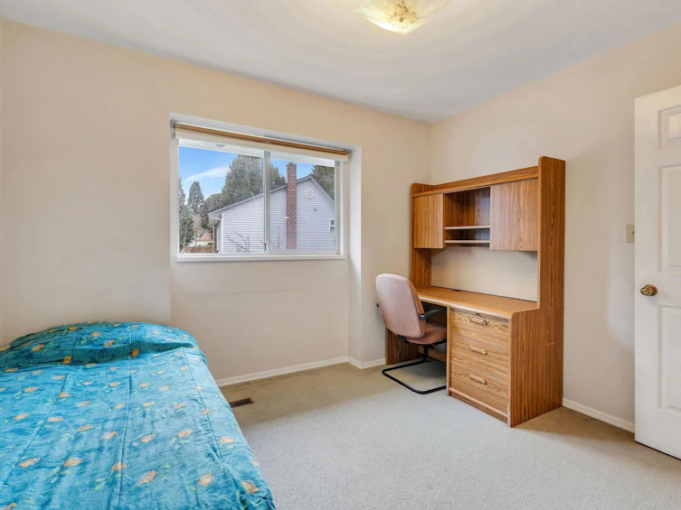 1921 155 Street, Surrey, BC, V4A 7M9 - 18