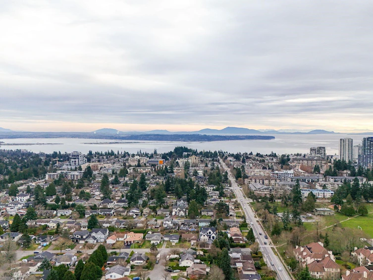 1921 155 Street, Surrey, BC, V4A 7M9 - 34
