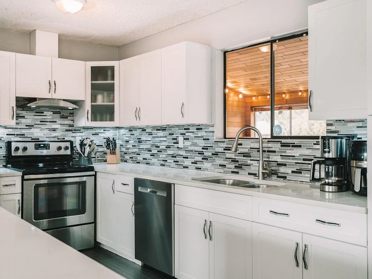 8173 Sumac Place, Mission, BC, V2V 5L2 - 5