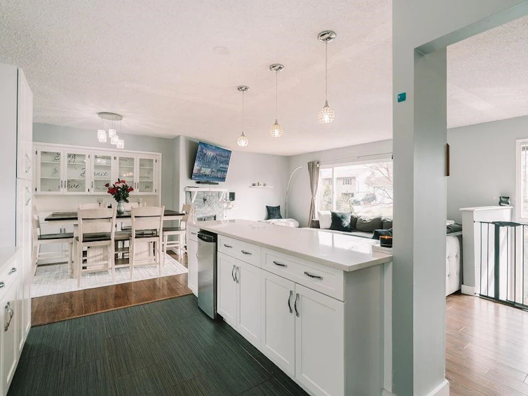 8173 Sumac Place, Mission, BC, V2V 5L2 - 3