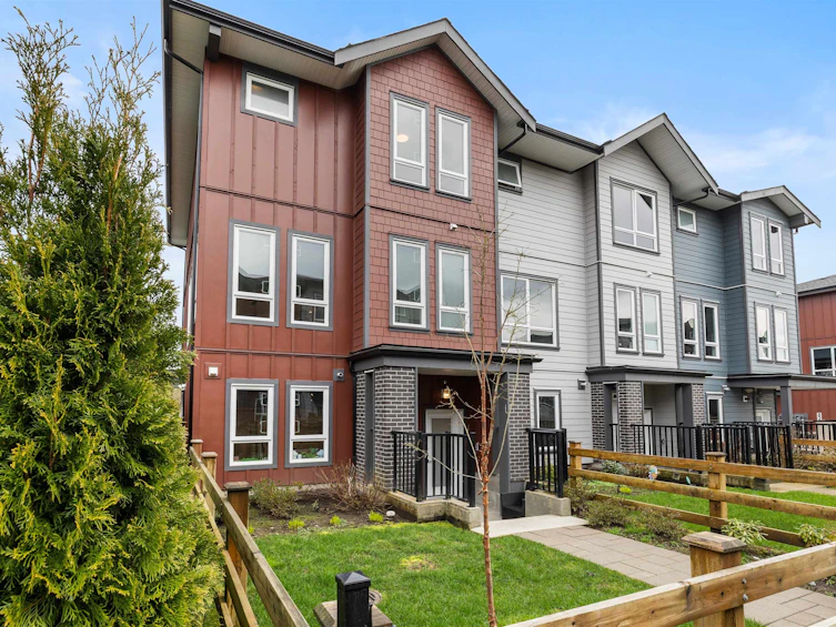 8-11851 232 Street, Maple Ridge, BC, V2X 6S8 - 2