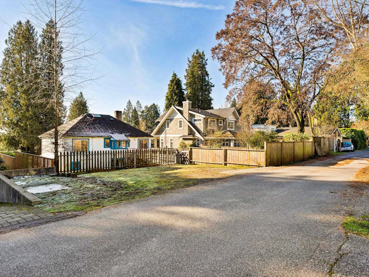 1531 Inglewood Avenue, West Vancouver, BC, V7V 1Y8 - 2