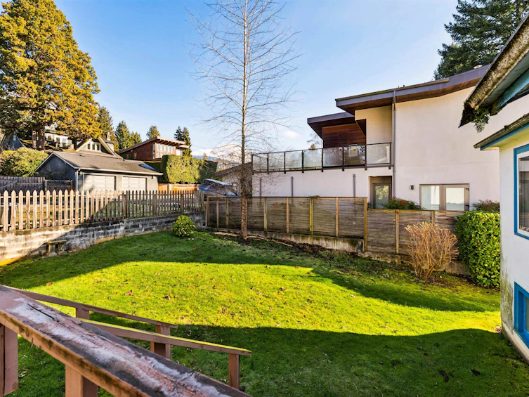 1531 Inglewood Avenue, West Vancouver, BC, V7V 1Y8 - 24