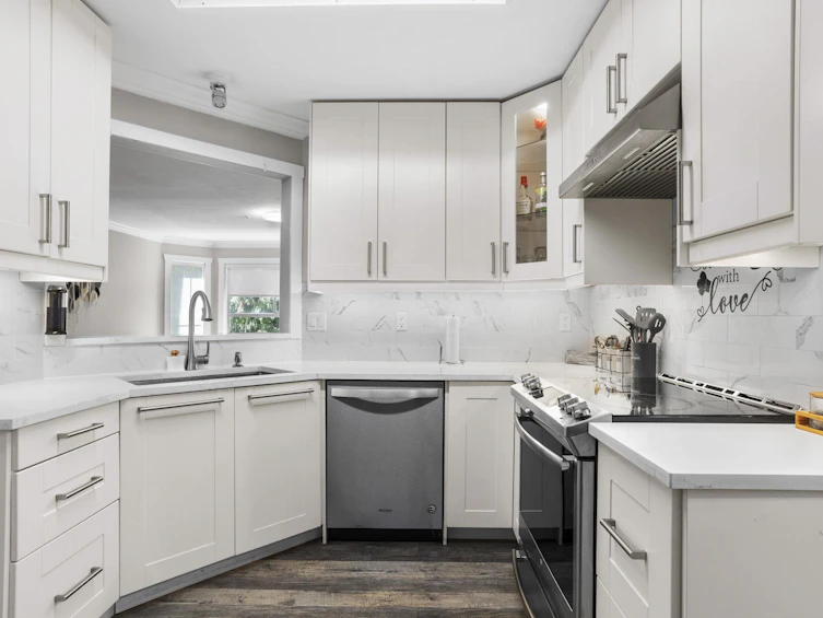310-7435 121a Street, Surrey, BC, V3W 0W8 - 3