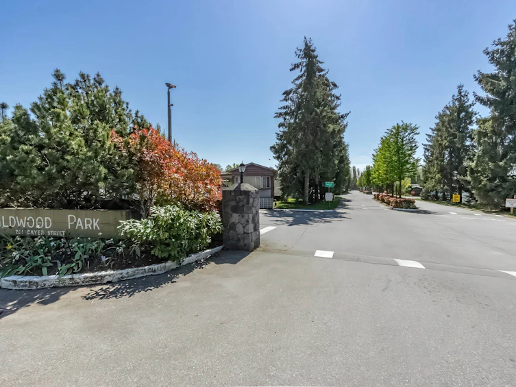 287-201 Cayer Street, Coquitlam, BC, V3K 5A9 - 40