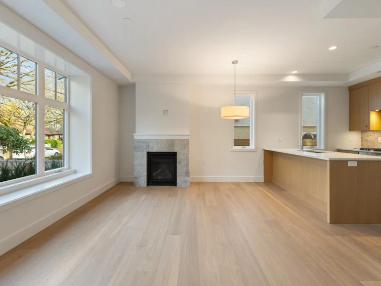 1136 E 26th Avenue, Vancouver, BC, V5V 2J7 - 5