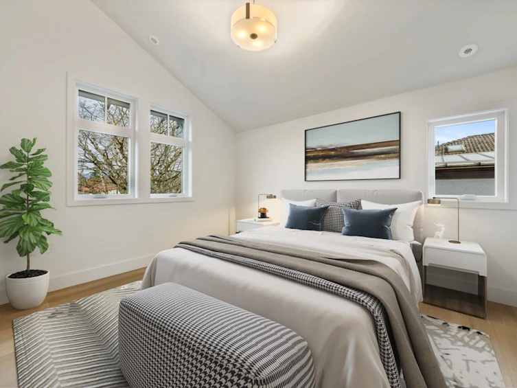 1136 E 26th Avenue, Vancouver, BC, V5V 2J7 - 4