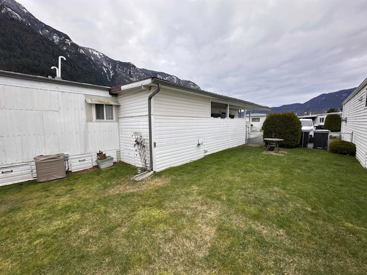 17-62780 Flood Hope Road, Hope, BC, V0X 1L2 - 16