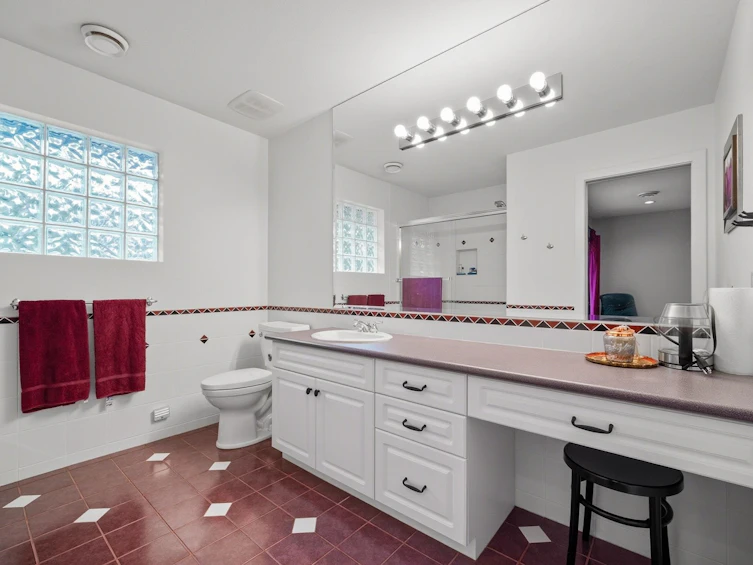 1075 Thomson Road, Port Moody, BC, V3H 4X9 - 31