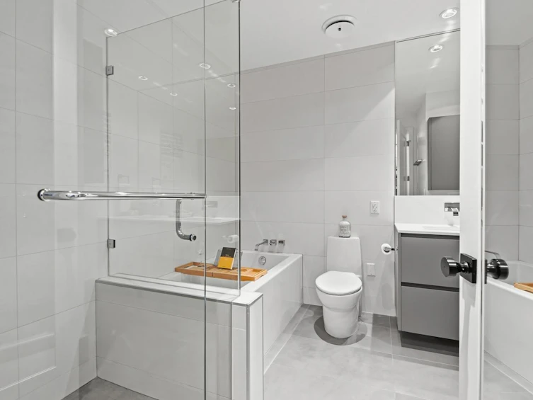 313-77 Walter Hardwick Avenue, Vancouver, BC, V5Y 0C8 - 17