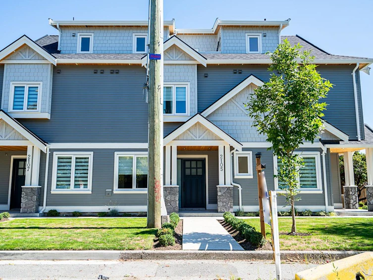2105 E 33rd Avenue, Vancouver, BC, V5N 3E9 - 25