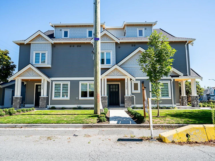 2105 E 33rd Avenue, Vancouver, BC, V5N 3E9 - 26