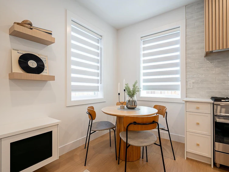 2105 E 33rd Avenue, Vancouver, BC, V5N 3E9 - 8