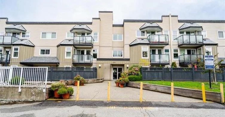 8-1850 E Southmere Crescent, Surrey, BC, V4A 6Y6 - 3