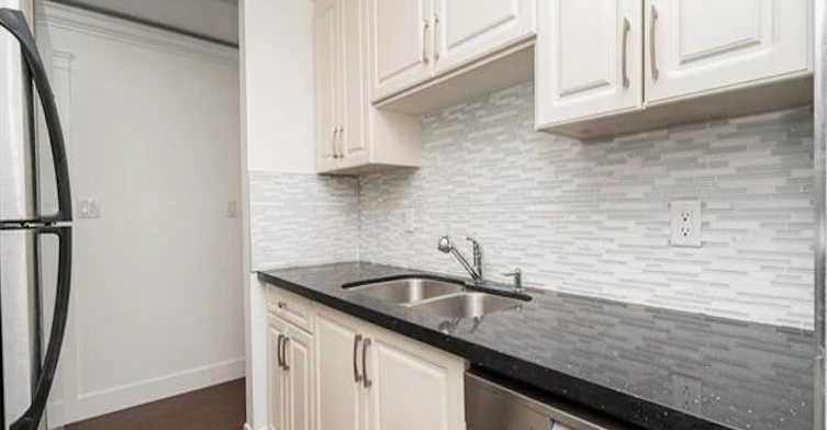 8-1850 E Southmere Crescent, Surrey, BC, V4A 6Y6 - 15