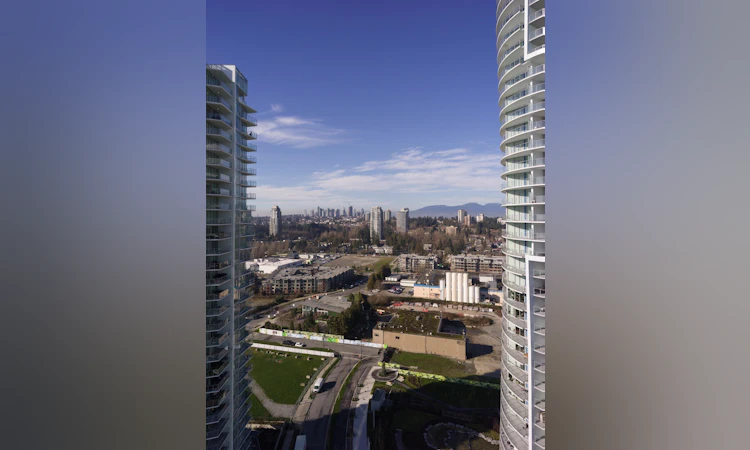 2105-7769 Park Crescent