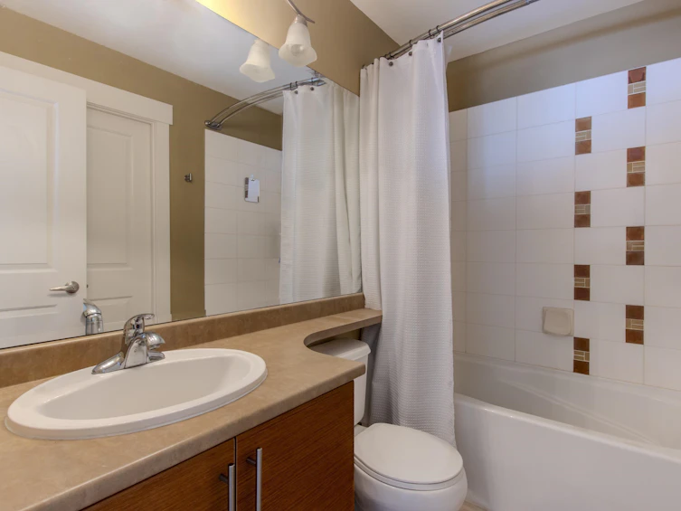 201-1174 Wingtip Place, Squamish, BC, V8B 0N4 - 17