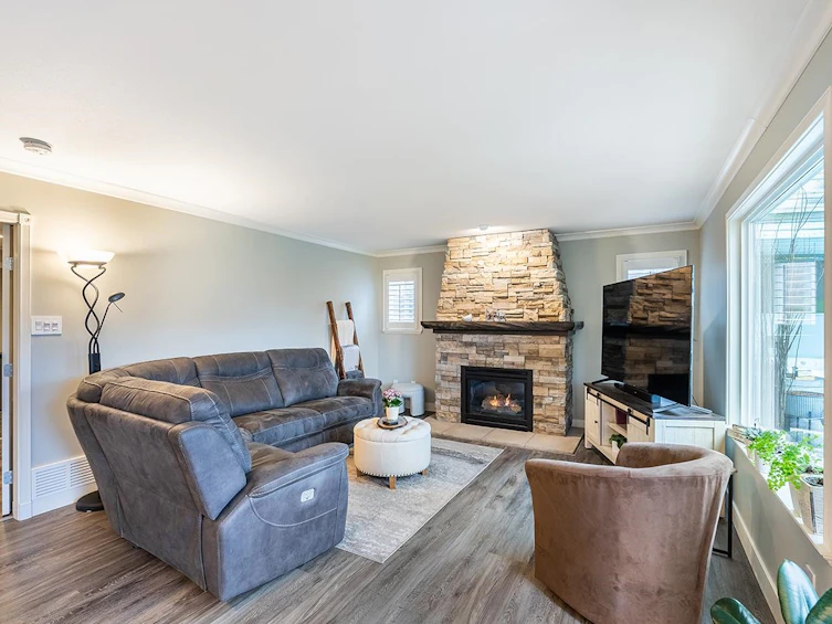18883 120 Avenue, Pitt Meadows, BC, V3Y 1W5 - 15