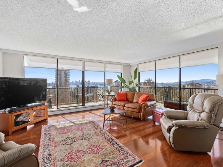 601-140 E Keith Road, North Vancouver, BC, V7L 4M9