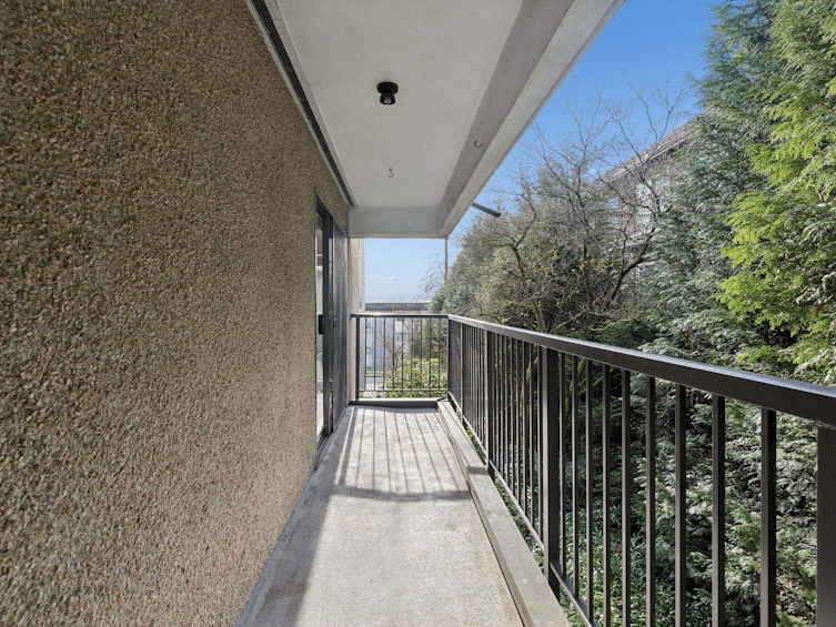 203-330 E 1st Street, North Vancouver, BC, V7L 1B5 - 25
