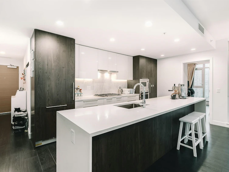 1608-6398 Silver Avenue, Burnaby, BC, V5H 0K7 - 4