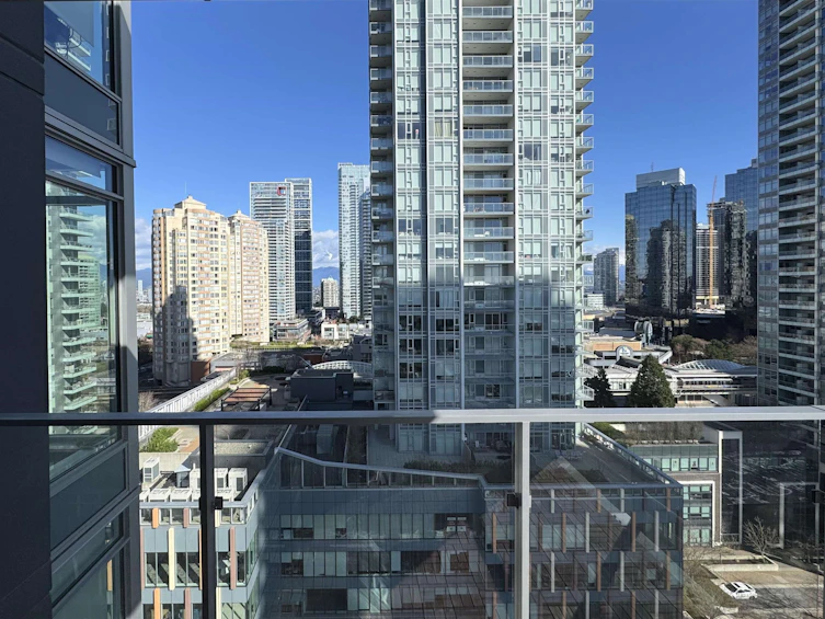 1608-6398 Silver Avenue, Burnaby, BC, V5H 0K7 - 11