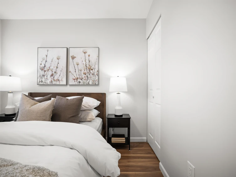 935 E 8th Avenue, Vancouver, BC, V5T 1T7 - 18