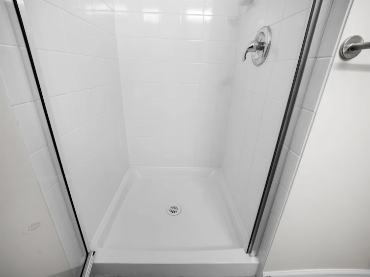 935 E 8th Avenue, Vancouver, BC, V5T 1T7 - 25