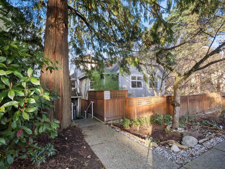 935 E 8th Avenue, Vancouver, BC, V5T 1T7 - 34