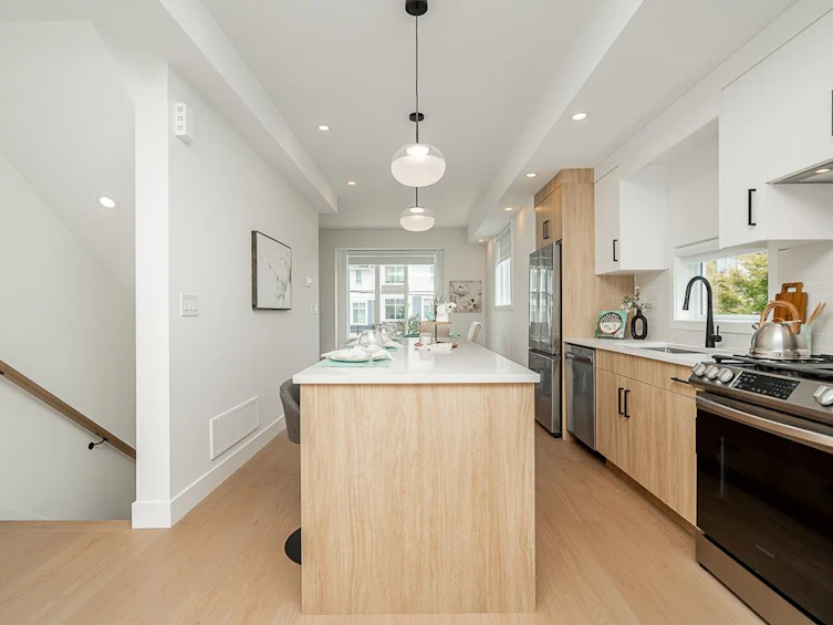 6-2525 156 Street, Surrey, BC, V3P 1C7 - 8