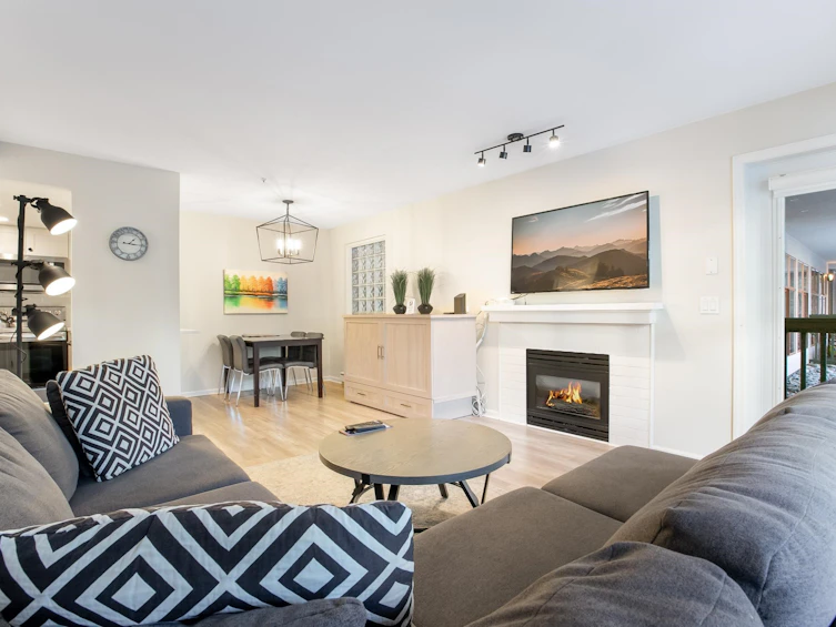20-4355 Northlands Boulevard, Whistler, BC, V8E 1C3 - 2