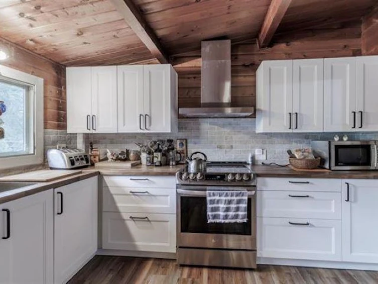 6062 Mahood Lake Road, 100 Mile House, BC, V0K 1X3 - 12