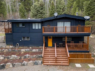 6062 Mahood Lake Road - 3