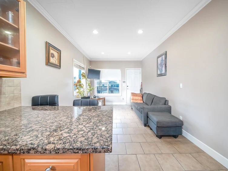 7987 13th Avenue, Burnaby, BC, V3N 2E8 - 17
