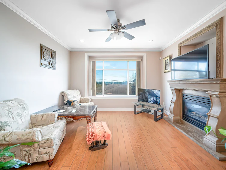 7987 13th Avenue, Burnaby, BC, V3N 2E8 - 8
