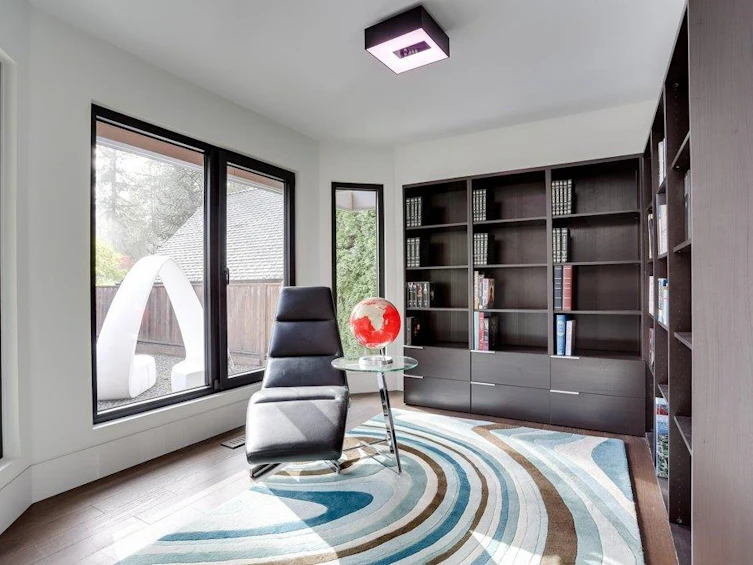 4577 Capilano Road, North Vancouver, BC, V7R 4K3 - 13