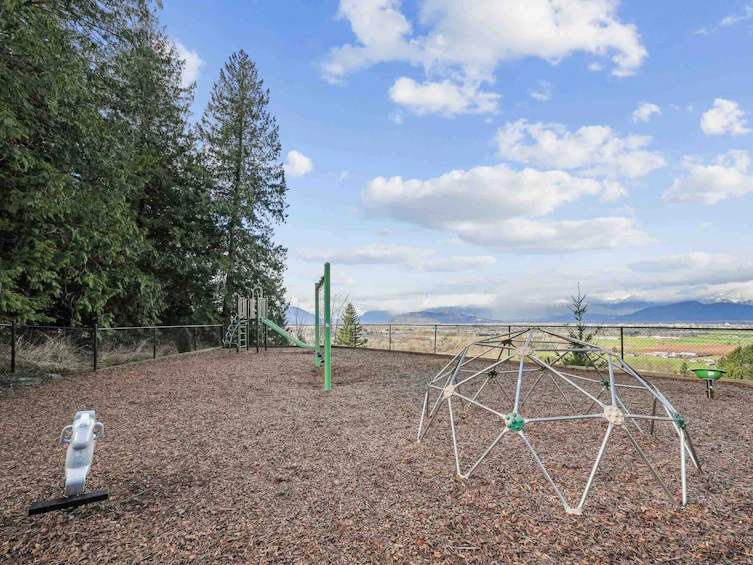 25-47203 Vista Place, Chilliwack, BC, V2R 6E2 - 25