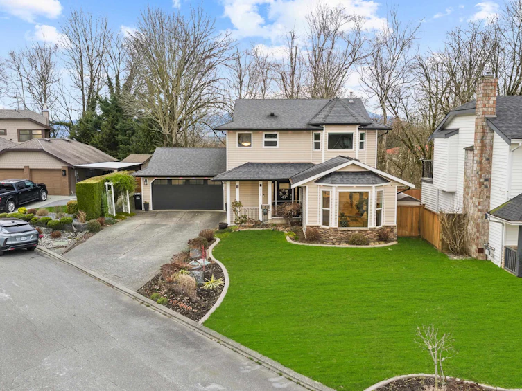 3774 Qualicum Close, Abbotsford, BC, V2T 5A5 - 3