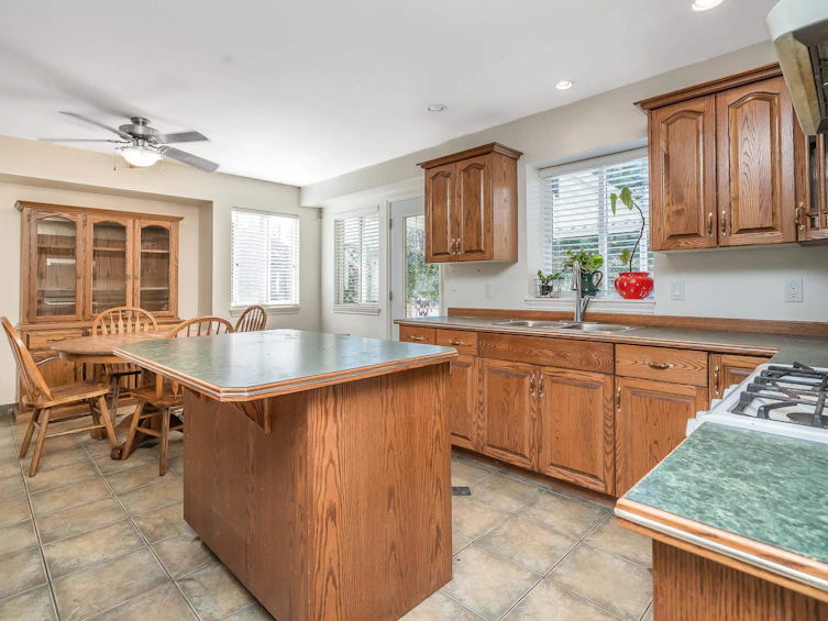 7821 Tavernier Terrace, Mission, BC, V2V 6Z5 - 11