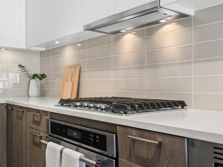 205-615 E 3rd Street, North Vancouver, BC, V7L 0G3 - 6