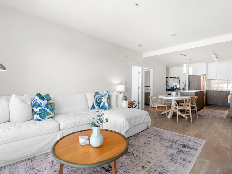 205-615 E 3rd Street, North Vancouver, BC, V7L 0G3 - 13