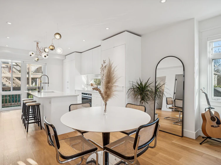 1851 E 16th Avenue, Vancouver, BC, V5N 2G7 - 7