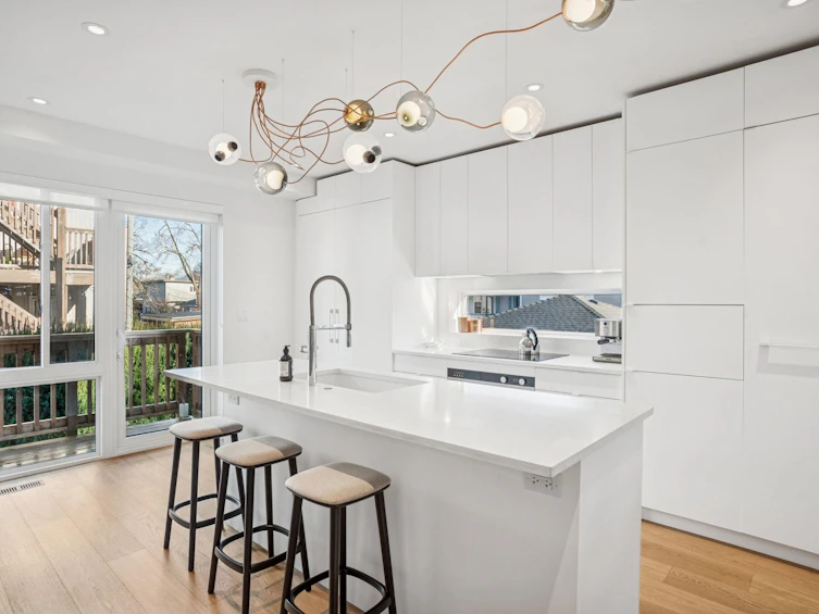 1851 E 16th Avenue, Vancouver, BC, V5N 2G7 - 9