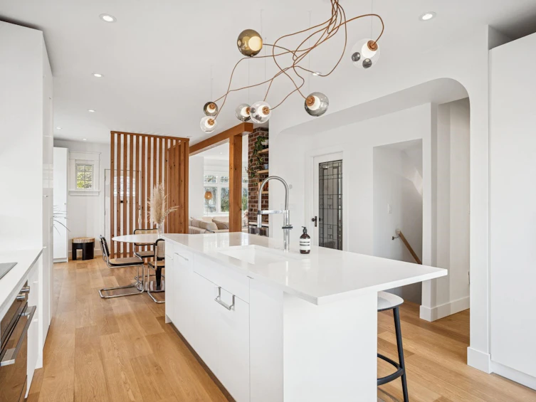 1851 E 16th Avenue, Vancouver, BC, V5N 2G7 - 13