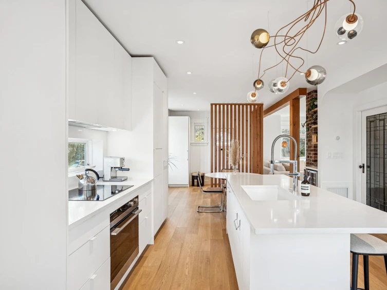 1851 E 16th Avenue, Vancouver, BC, V5N 2G7 - 10