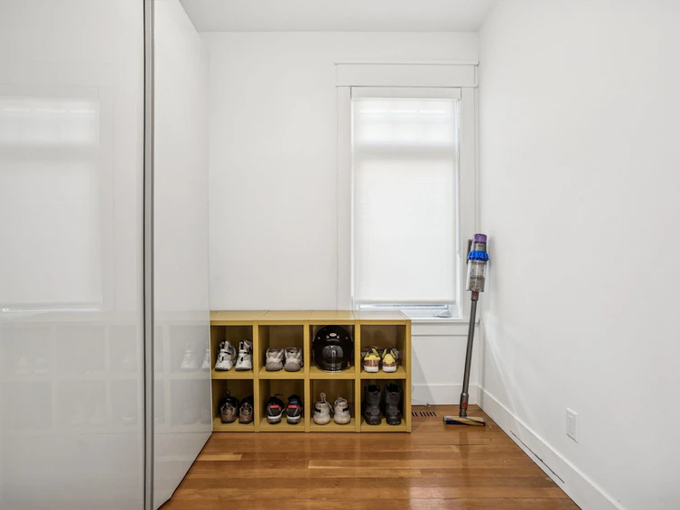 1851 E 16th Avenue, Vancouver, BC, V5N 2G7 - 18