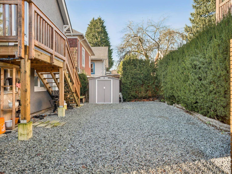 1851 E 16th Avenue, Vancouver, BC, V5N 2G7 - 29