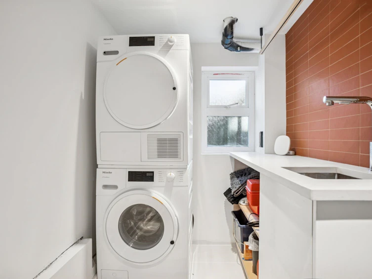 1851 E 16th Avenue, Vancouver, BC, V5N 2G7 - 28